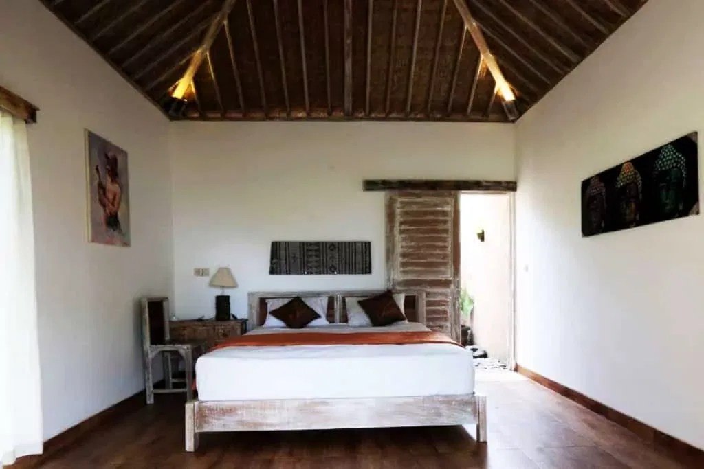 guest house in the village PEMULAN BALI