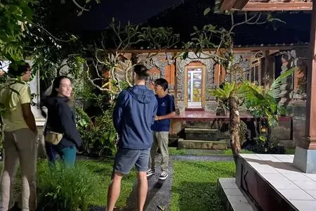 a visit the guide family house