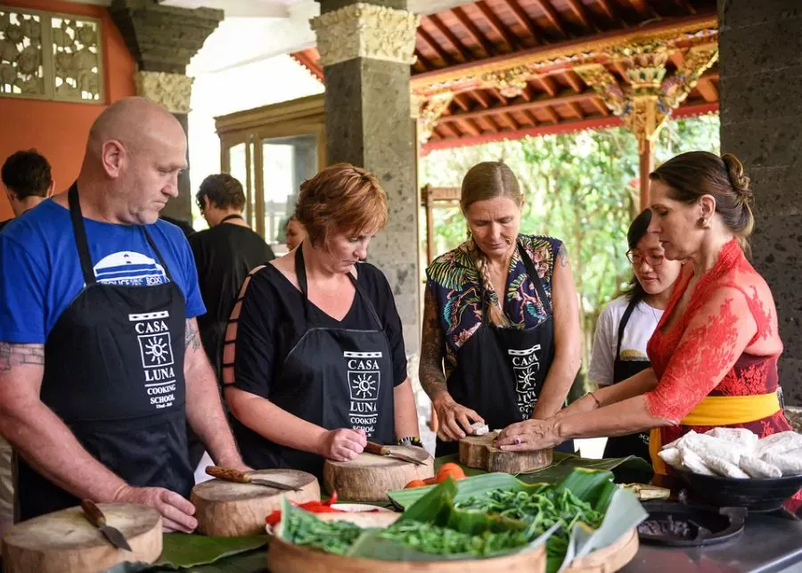 Casa Luna Cooking School