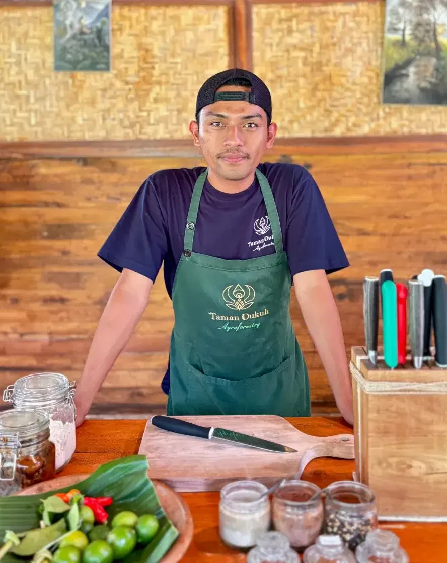 Deren Jana, Head Instructor for Balinese cooking classes at Taman Dukuh, Ubud