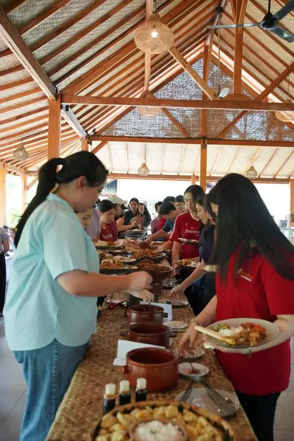 UPH Universitas Pelita Harapan experiential learning in Taman Dukuh Farm 15