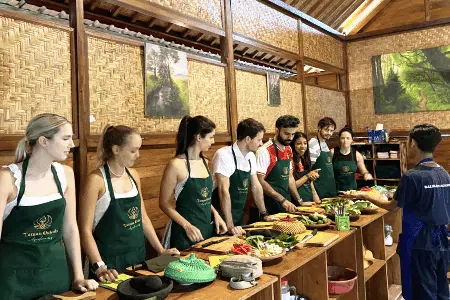 Halalicious Bali Guide: Is Food in Bali Halal? 3 interactive cooking class on the farm