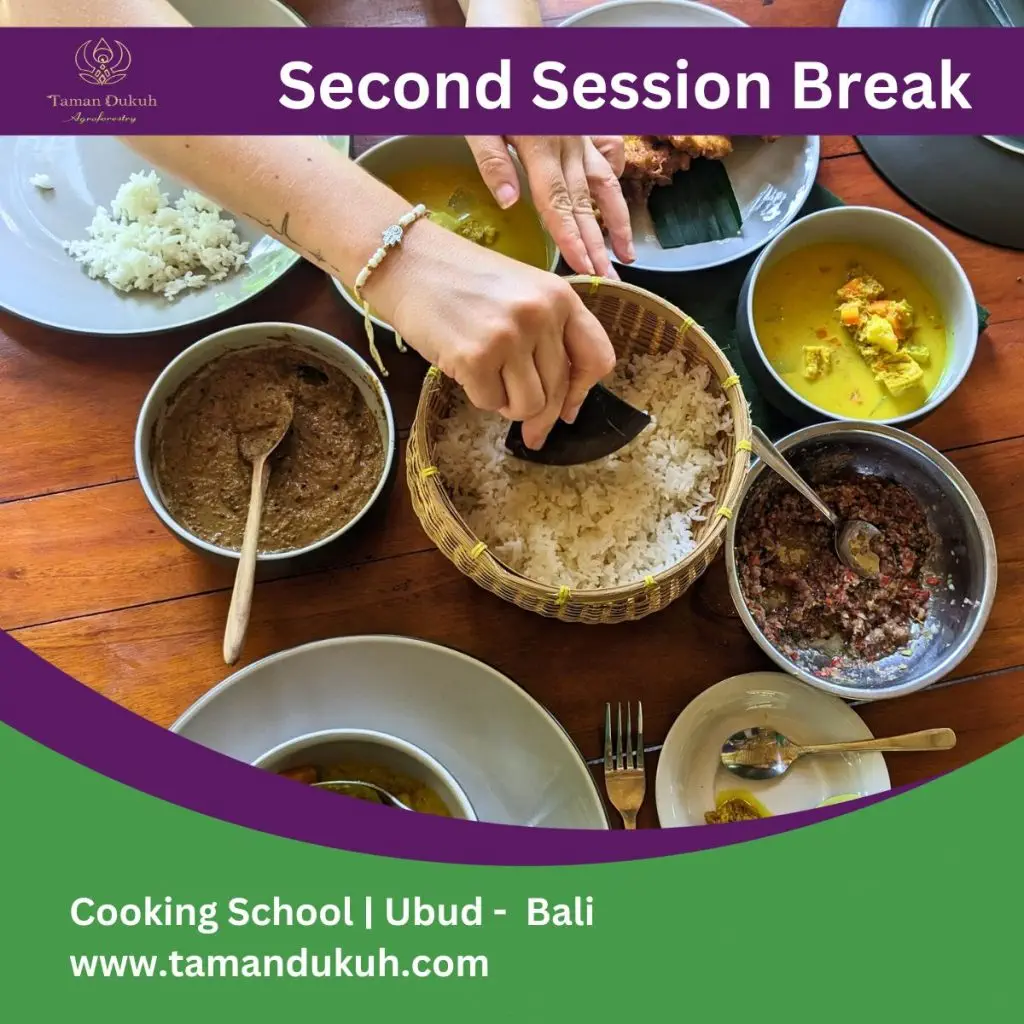 Vegetarian Cooking Class in Ubud-Bali 23 second session break in taman dukuh cooking class