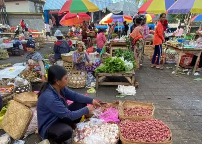 Local Sourcing 3 local market visit is normally included in the morning cooking class in Ubud Bali