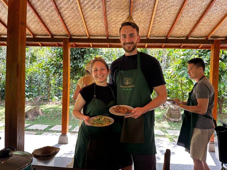 Romantic Couples Cooking Class 7 cooking couple 2 scaled